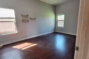 4107 Canada Dr, Dallas, TX 75212 - Photo 4