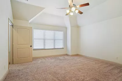1021 Olivia Drive, Lewisville, TX 75067 - Photo 32