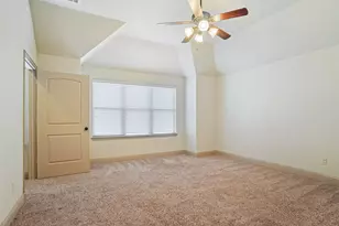 1021 Olivia Dr, Lewisville, TX 75067 - Photo 32