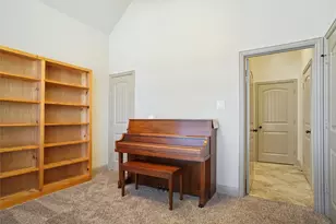 1021 Olivia Dr, Lewisville, TX 75067 - Photo 30