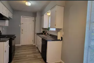 914 Shorehaven Dr, Garland, TX 75040 - Photo 6