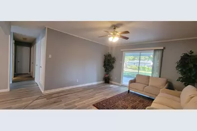 914 Shorehaven Drive, Garland, TX 75040 - Photo 10