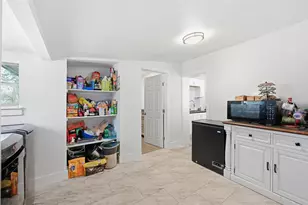 9100 Rowland Dr, White Settlement, TX 76108 - Photo 14