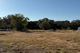 1633 Kay Ln, Reno, TX 76020 - Photo 16