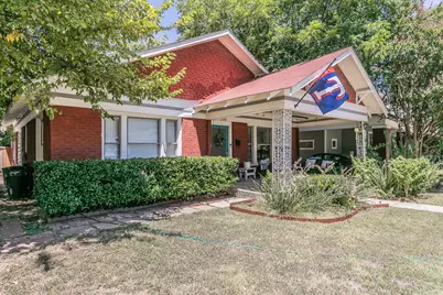 2100 5th Avenue, Fort Worth, TX 76110 - Photo 2