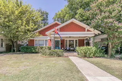 2100 5th Avenue, Fort Worth, TX 76110 - Photo 1