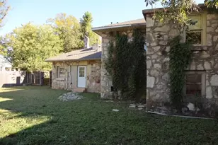 544 N Clinton St, Stephenville, TX 76401 - Photo 20