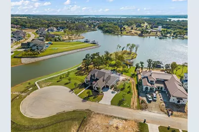 7061 The Resort Drive, Fort Worth, TX 76179 - Photo 2