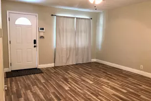 2127 E Mitchell St, Arlington, TX 76010 - Photo 2