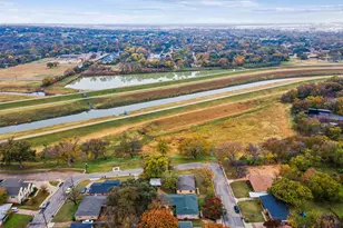 5317 Redbud Ln, Fort Worth, TX 76114 - Photo 6