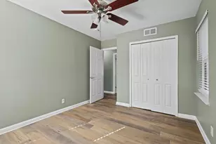 1704 W Birge St, Sherman, TX 75092 - Photo 16