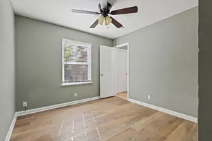 1704 W Birge St, Sherman, TX 75092 - Photo 12