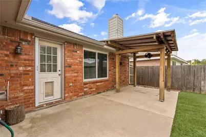 10401 Lake Park Drive, Fort Worth, TX 76053 - Photo 30