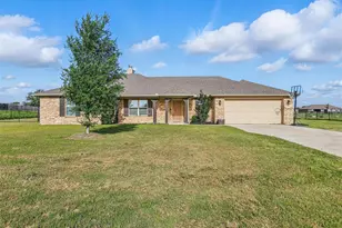 240 Springwood Ranch Loop, Springtown, TX 76082 - Photo 1