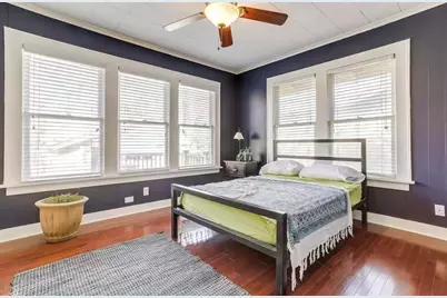 2316 W Magnolia Avenue, Fort Worth, TX 76110 - Photo 6