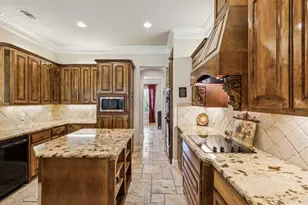 2221 Southern Oaks Dr, Cedar Hill, TX 75104 - Photo 8