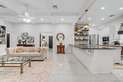 10007 Creek Bend Drive, Woodway, TX 76712 - Photo 8