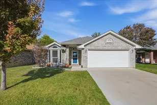 4217 Judith Way, Haltom City, TX 76137 - Photo 8