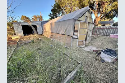 107 N Arkansas Street, Seymour, TX 76380 - Photo 18