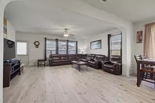 1057 Meadow Scape Dr, Fort Worth, TX 76028 - Photo 12