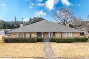 6105 Rincon Way, Dallas, TX 75214 - Photo 1