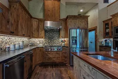 395 County Rd 2530, Meridian, TX 76665 - Photo 16