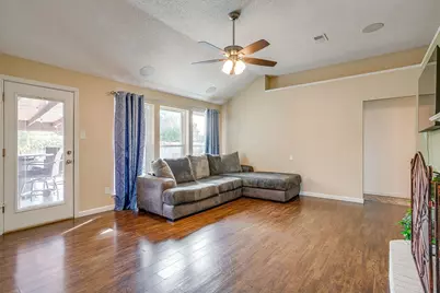 1008 Miles Avenue, Burleson, TX 76028 - Photo 10