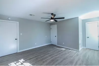 1017 S Adams, McGregor, TX 76657 - Photo 8