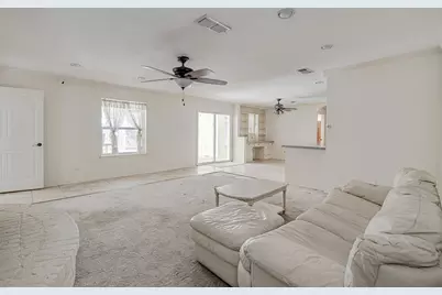 849 Wheelwood, Hurst, TX 76053 - Photo 6