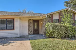 602 Carl C Senter St, Forney, TX 75126 - Photo 2