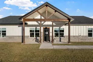 1973 Jackson Ln, China Spring, TX 76633 - Photo 2