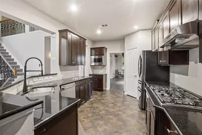 1017 Long Pointe Avenue, Fort Worth, TX 76108 - Photo 6