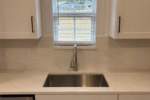 719 E Commerce Ave, Cooper, TX 75432 - Photo 8