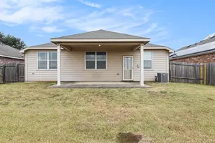 677 Rapid Way, Crowley, TX 76036 - Photo 10