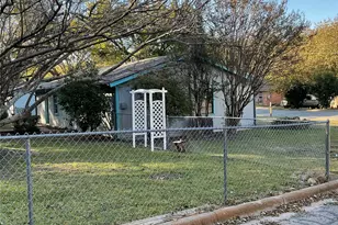 1401 W Ball St, Weatherford, TX 76086 - Photo 24