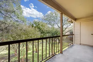 16301 Ledgemont Ln, Addison, TX 75001 - Photo 22