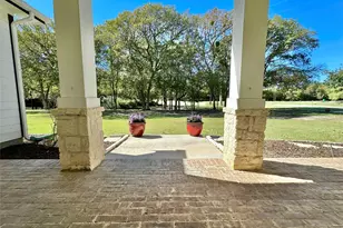 1924 Countryside Dr, Denton, TX 76208 - Photo 2