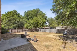 2712 N Bell Ave, Denton, TX 76209 - Photo 22