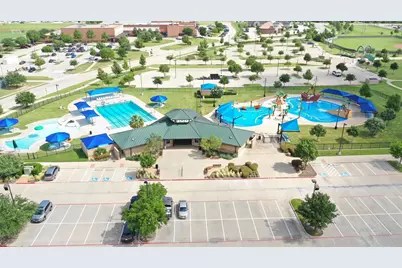 18 Greenleaf Drive, Trophy Club, TX 76262 - Photo 6