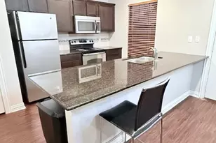 2410 S 2nd St, Waco, TX 76706 - Photo 10