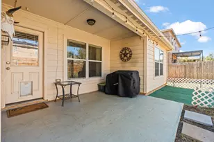 416 Waterline Dr, Crowley, TX 76036 - Photo 22