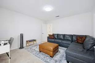 700 Summer Moon Ct, Irving, TX 75063 - Photo 32