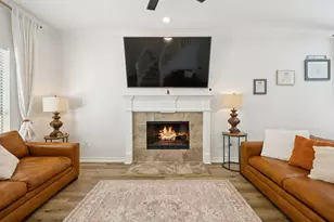 700 Summer Moon Ct, Irving, TX 75063 - Photo 6