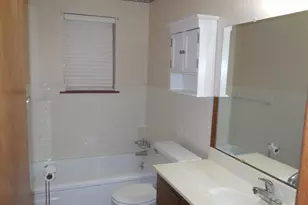 820 Walnut St, Ranger, TX 76470 - Photo 18