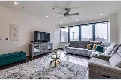 1200 Main Street #1404, Dallas, TX 75202 - Photo 10