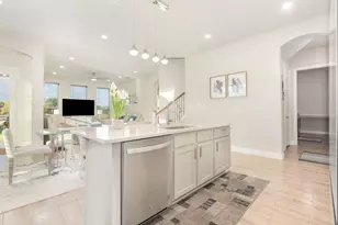 2923 Grand Lookout Ln, Arlington, TX 76001 - Photo 10