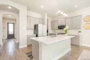 2923 Grand Lookout Ln, Arlington, TX 76001 - Photo 8