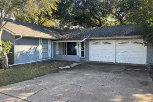 1522 Addington St, Irving, TX 75062 - Photo 1