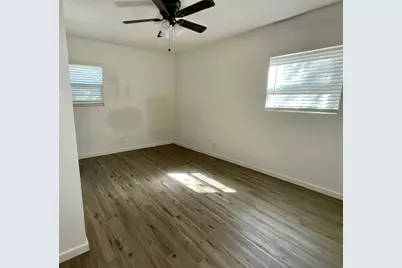 403 Miller Street, Bowie, TX 76230 - Photo 4