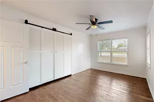 4082 Royal Ln, Dallas, TX 75229 - Photo 10